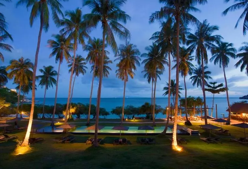 Haadtien Beach Resort