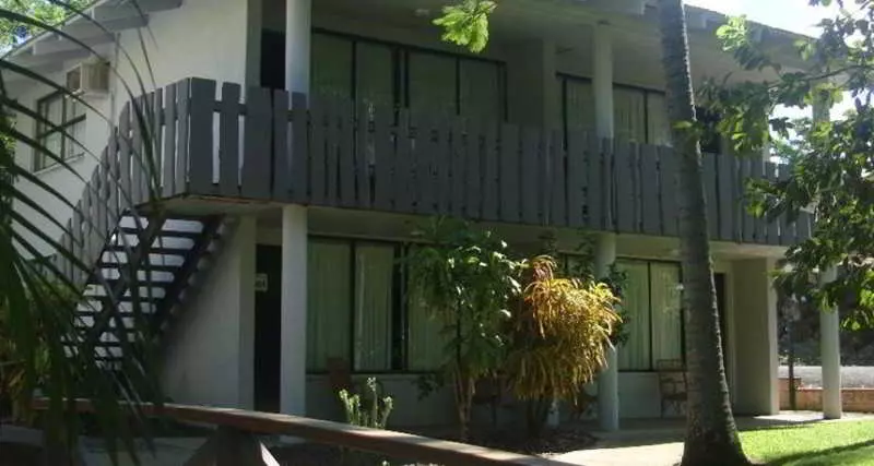 Base Airlie Beach Resort Hostel