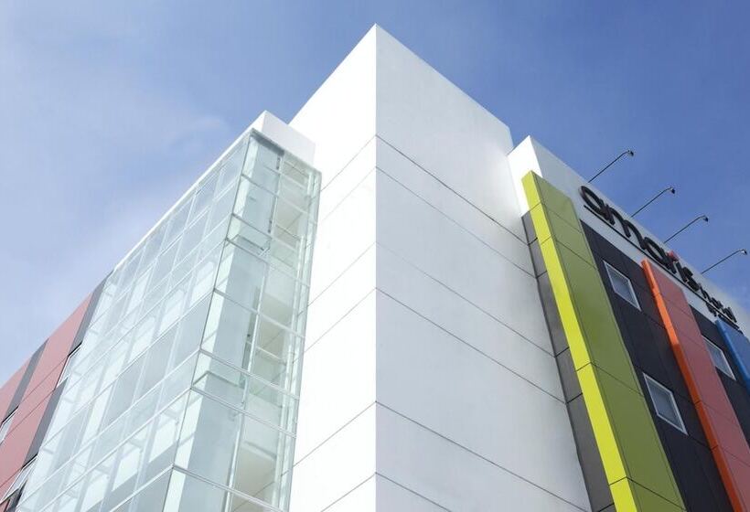 Amaris Hotel Cihampelas