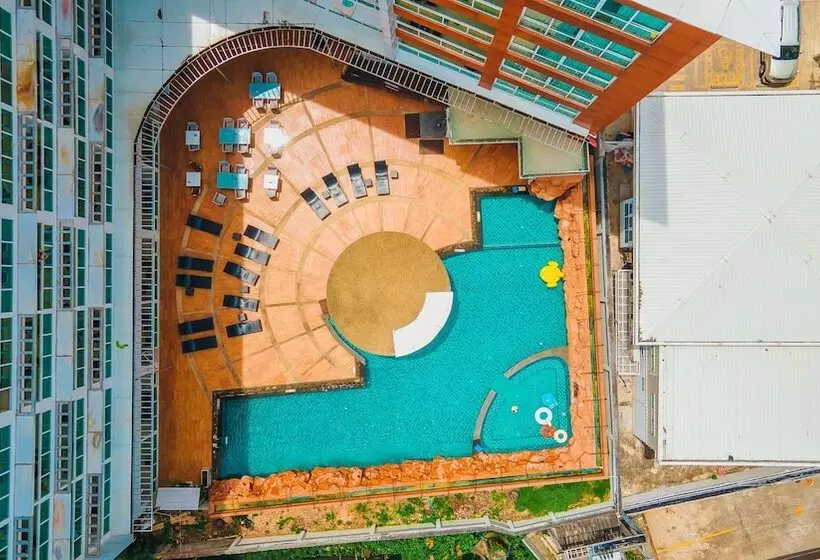 Centara Nova Hotel Pattaya