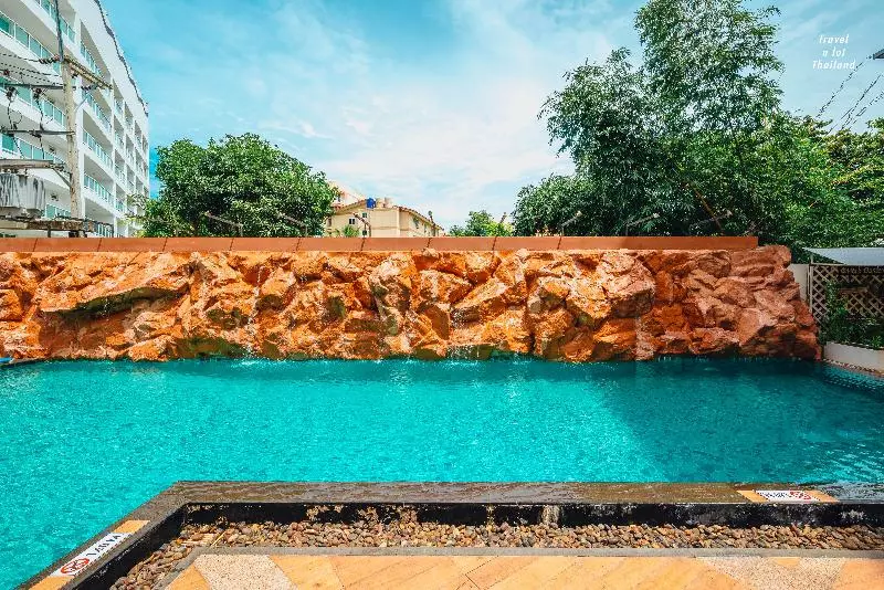 Centara Nova Hotel Pattaya