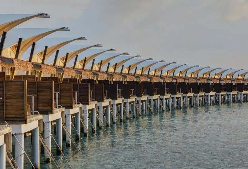 هتل Cinnamon Hakuraa Huraa Maldives  - All Inclusive - Adults Only