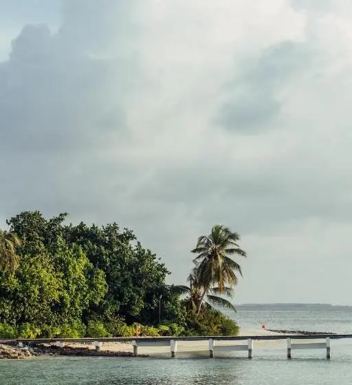 هتل Cinnamon Hakuraa Huraa Maldives  - All Inclusive - Adults Only