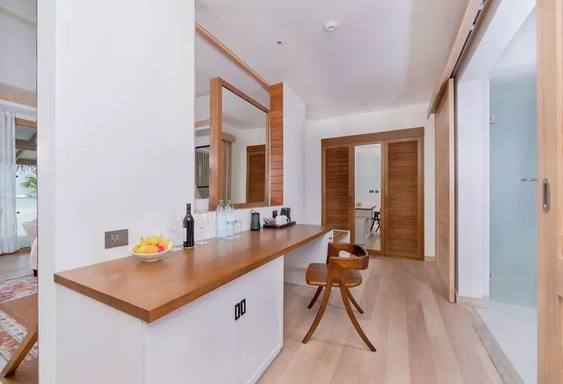 هتل Cinnamon Hakuraa Huraa Maldives All Inclusive