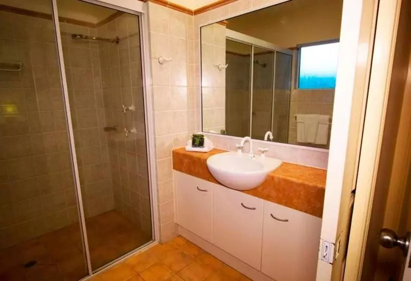 ホテル Coral Horizons   Beachfront Apartments