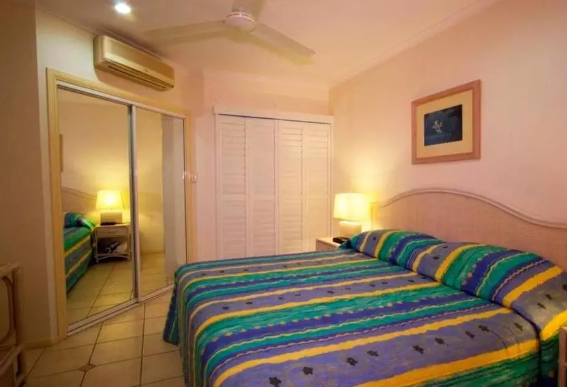 ホテル Coral Horizons   Beachfront Apartments