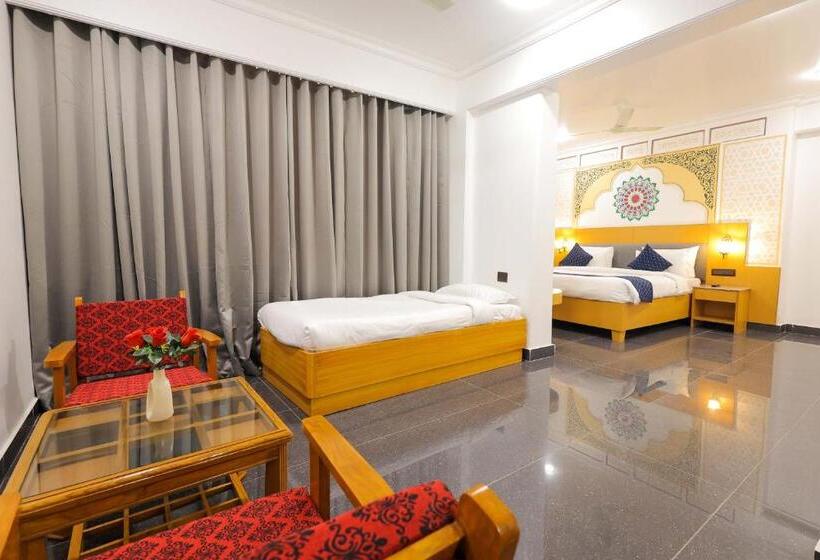 فندق Ganga Ratan