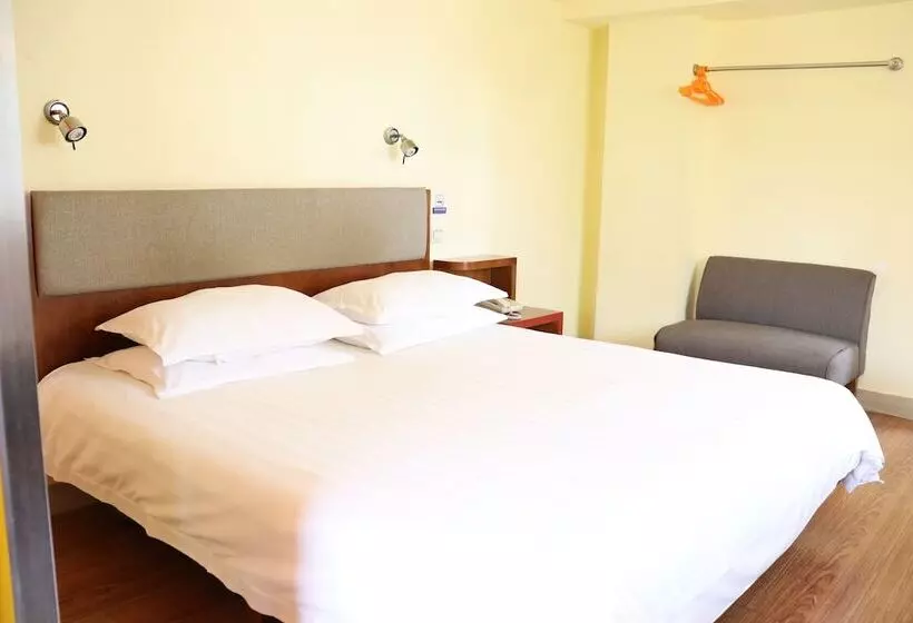 Hotel Garden Inn 4th Zhongshan Road Branch