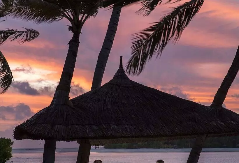 호텔 Naladhu Private Island Maldives