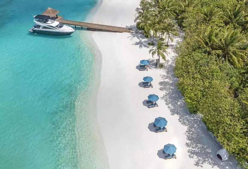 호텔 Naladhu Private Island Maldives