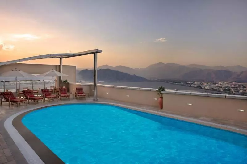 ホテル Nour Arjaan By Rotana Fujairah