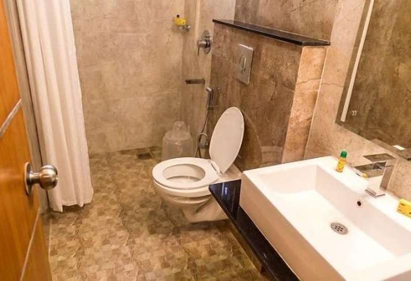 Hotel Sandesh Kingston