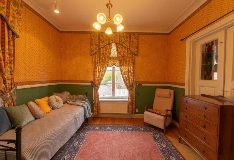 הוסטל Wanha Kartano