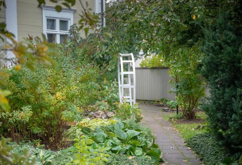 הוסטל Wanha Kartano