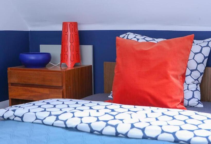 بنسيون Sára Vendégház