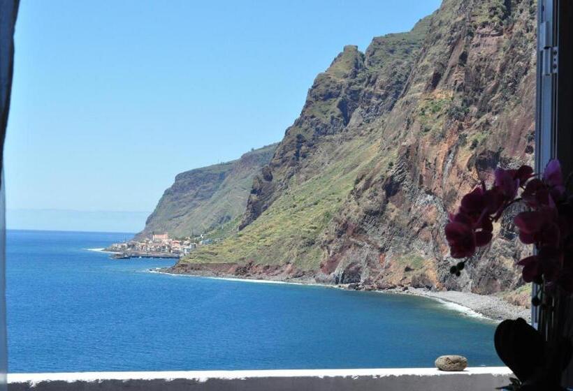 تختخواب و صبحانه Cecília S House