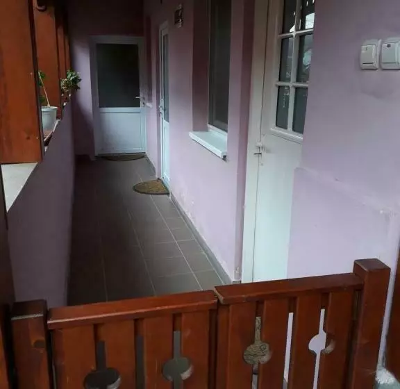 Aamiaismajoitus (B&B) Margit Kulcsosház