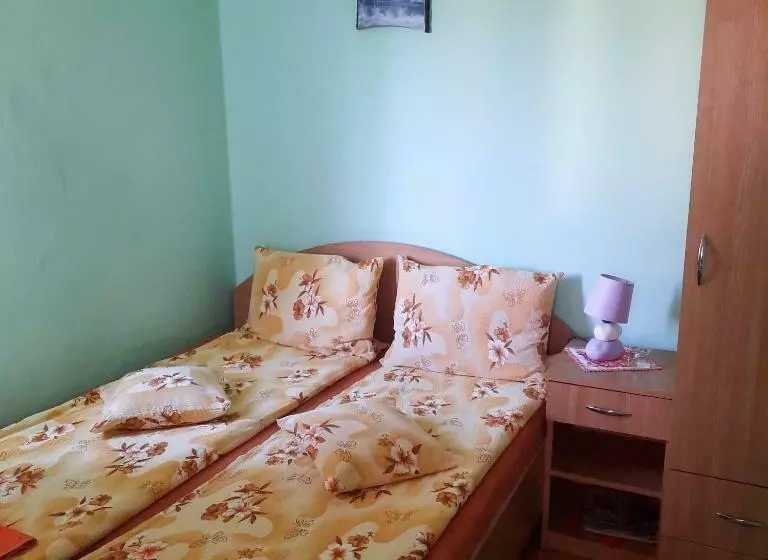 Aamiaismajoitus (B&B) Margit Kulcsosház