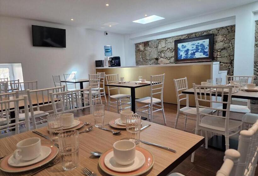 تختخواب و صبحانه Quinta Dos Jasmins