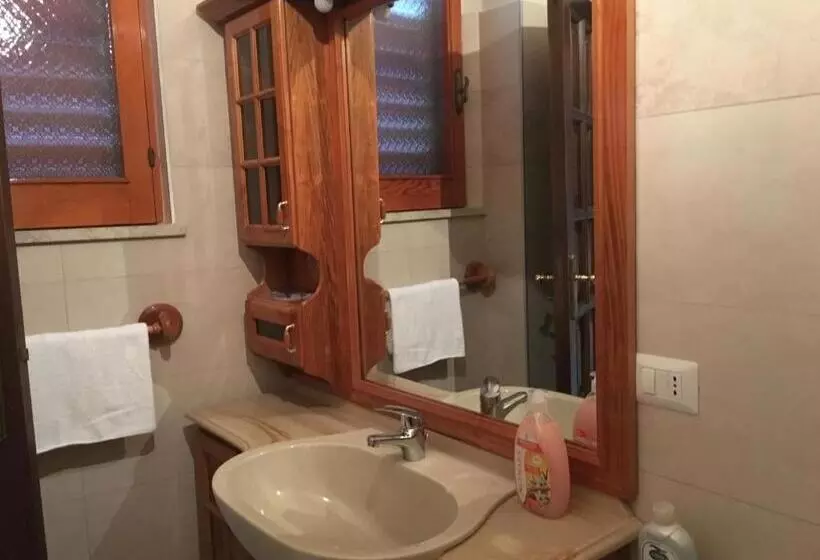 تختخواب و صبحانه Le Comete Di Angelo