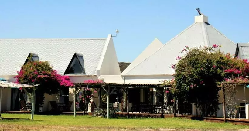 تختخواب و صبحانه Tortoise Trail Lodge