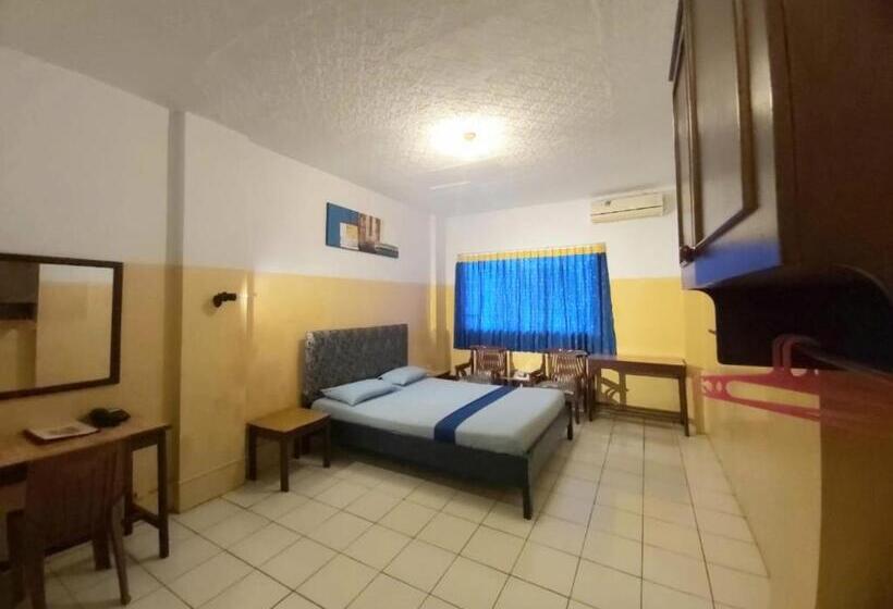 بنسيون Sentosa Hotel & Restaurant   Tersertifikasi Chse Dari Kementerian Pariwisata Dan Ekonomi Kreatif