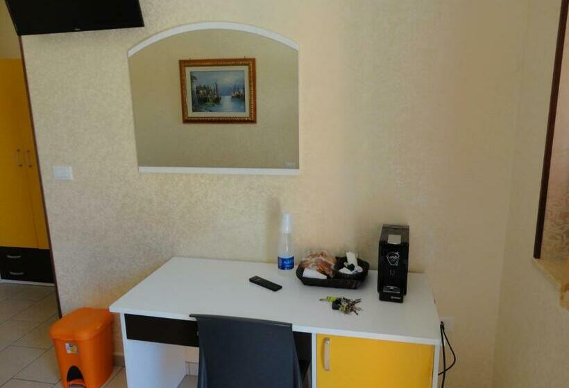 Bed and Breakfast Anema E Core