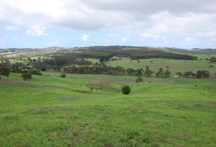 酒店 Back Valley Farmstay Bed And Breakfast