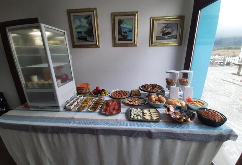 Hotel Borgo Rurale Cares