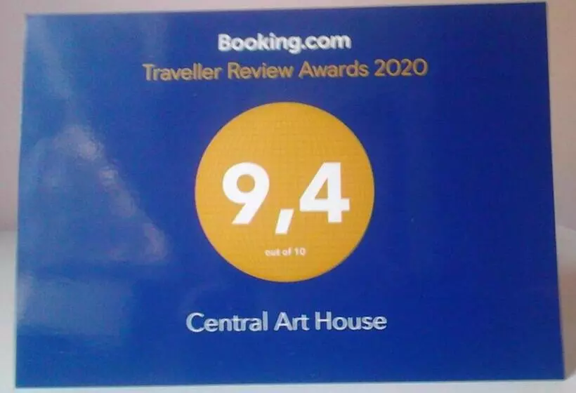 پانسیون Central Art House