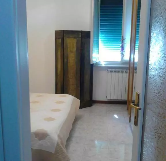 پانسیون Central Art House