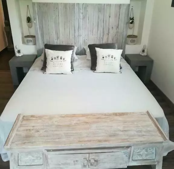 Majatalo Chez Jeff & Aurélie