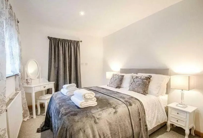 Majatalo Highgate Annexe