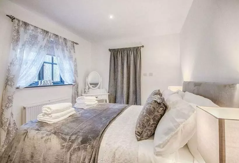 Majatalo Highgate Annexe