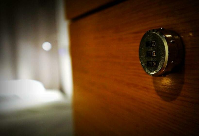 بنسيون Artsense Play, Klang