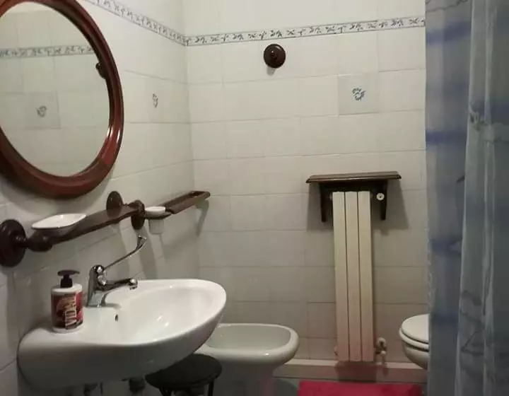 B&b L Isola Di Casa