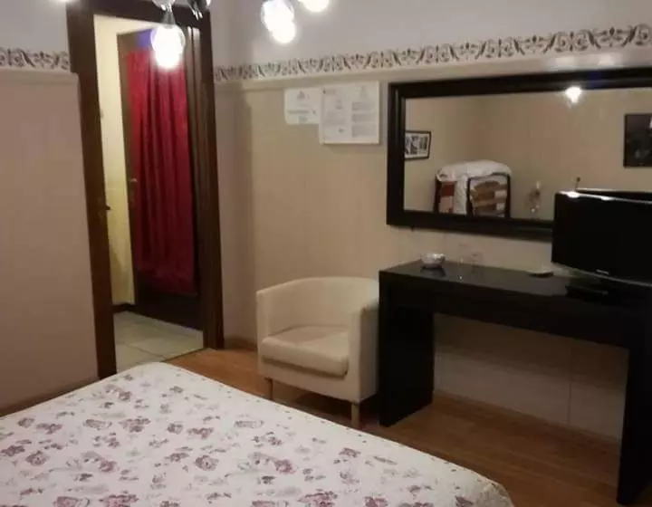 B&b L Isola Di Casa
