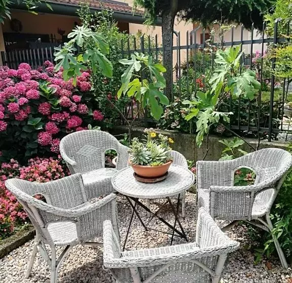 B&b L Isola Di Casa