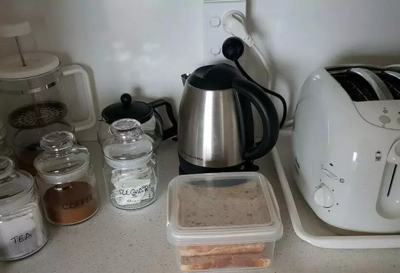 Aamiaismajoitus (B&B) Botanical Haven Bnb