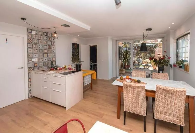 Aamiaismajoitus (B&B) Galo Preto   Sintra Guesthouse