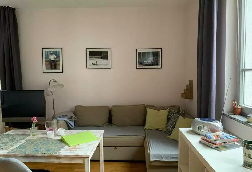 Aamiaismajoitus (B&B) Gleich Neben Dom Und Schloss