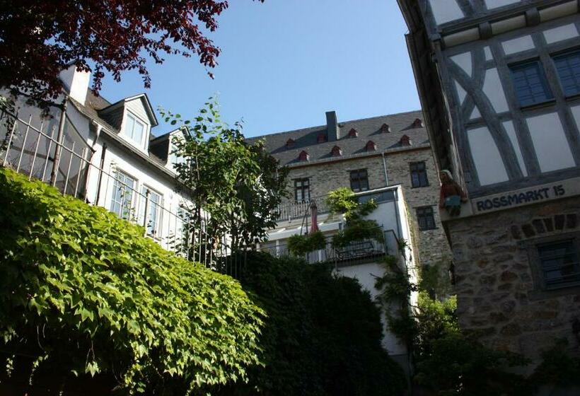 Bed and Breakfast Gleich Neben Dom Und Schloss