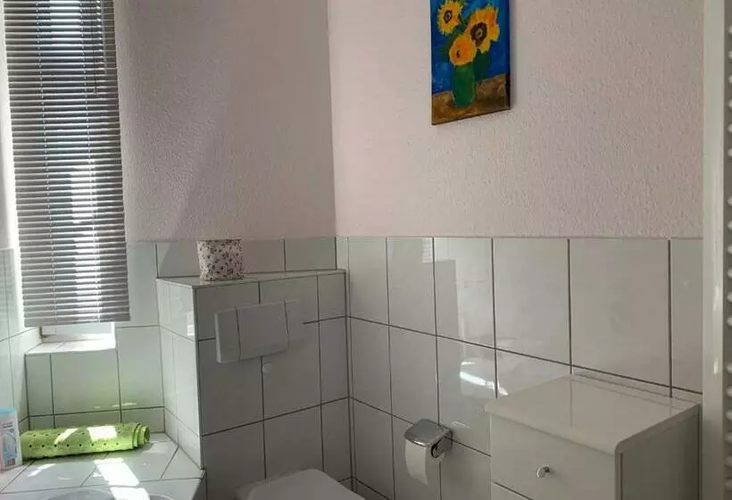 Aamiaismajoitus (B&B) Gleich Neben Dom Und Schloss