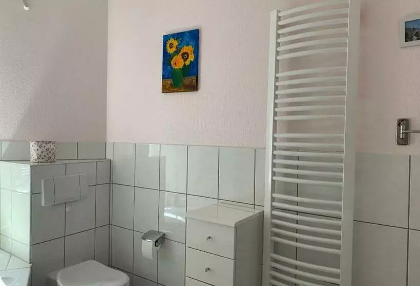 Aamiaismajoitus (B&B) Gleich Neben Dom Und Schloss