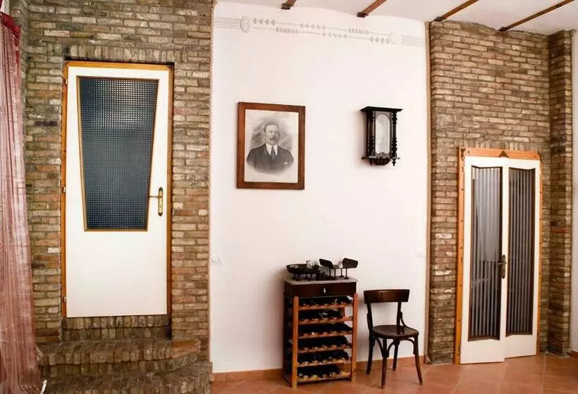 Aamiaismajoitus (B&B) La Luna Nel Pozzo