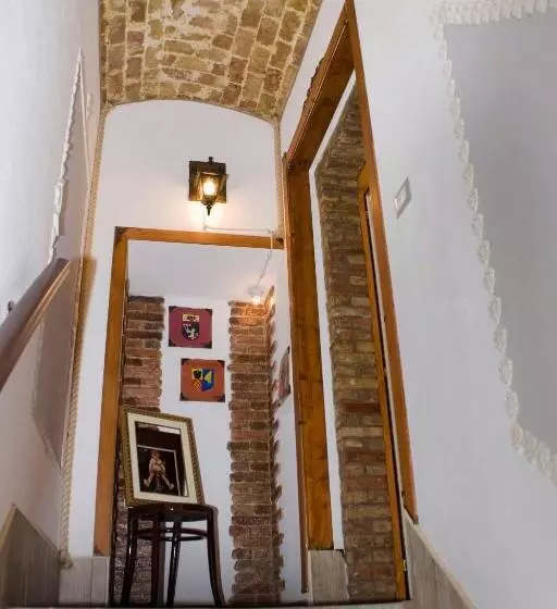 Aamiaismajoitus (B&B) La Luna Nel Pozzo