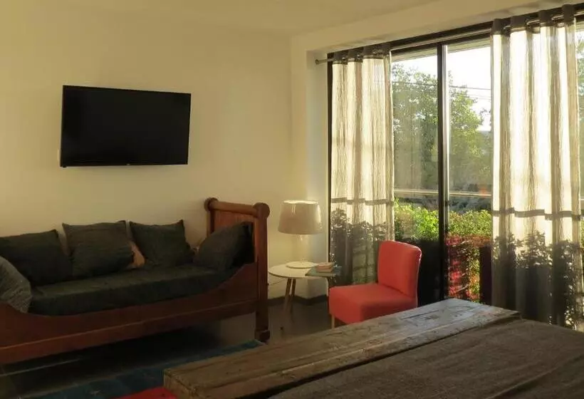 Aamiaismajoitus (B&B) Le Castellas Du Pic St Loup