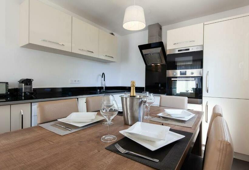 Résidence D Azur Riou