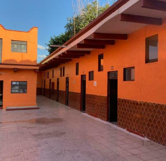 Отель Cuauhtemoc