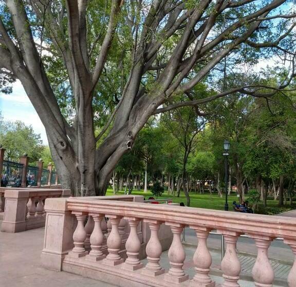 Отель Cuauhtemoc